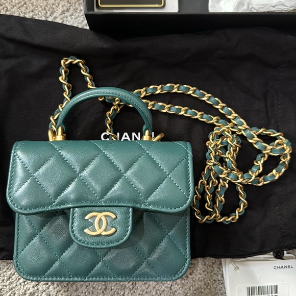 Chanel mini handle purse with chain bag - Picture 4 of 4